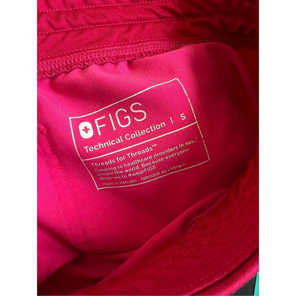 FIGS Livingston Basic Scrub Pants in Shocking Pink - Picture 3 of 4